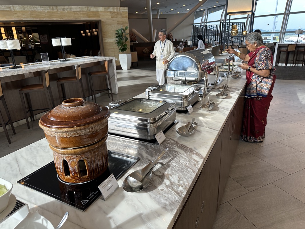 Malaysia Airlines Golden Lounge Regional