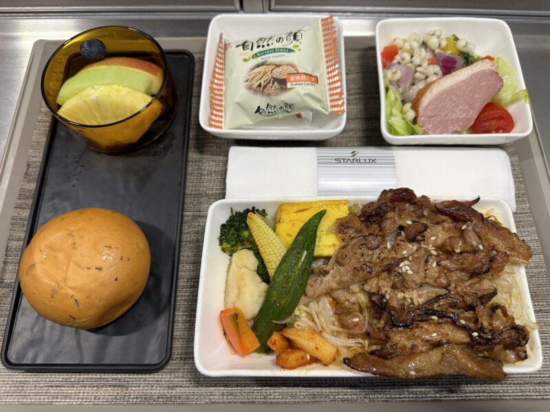 Starlux Premium Economy Class meal tray - Yakiniku style grill pork with rice